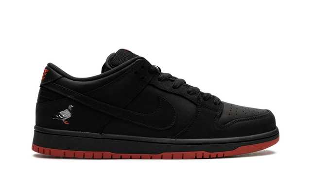 SB Dunk Low Black Pigeon